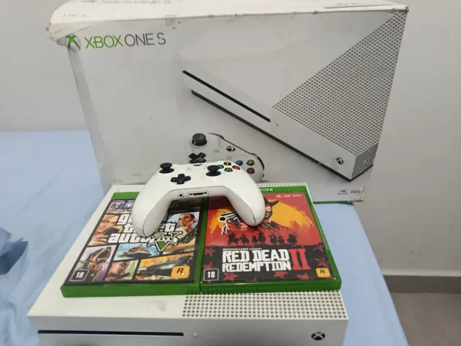Xbox One S