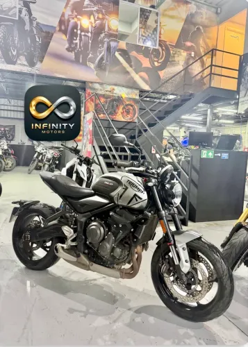 Triumph Trident 660 2023 igual 0km financio troco carro moto maior menor valor