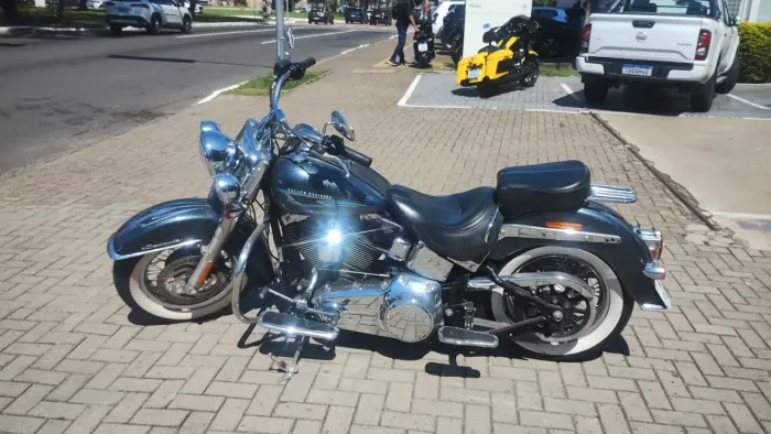 Harley Davidson Deluxe