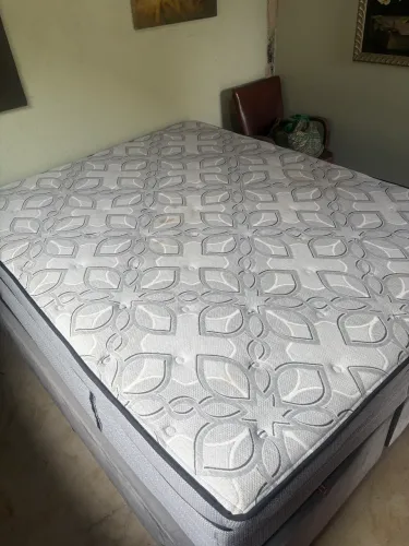 Cama Queen completa