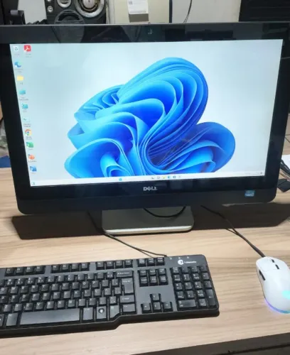 All in One Dell Touch Screen Inspiron One 2330 Core i3 3240 3.40Ghz Mem 6Gb HD 1Tb Win 11