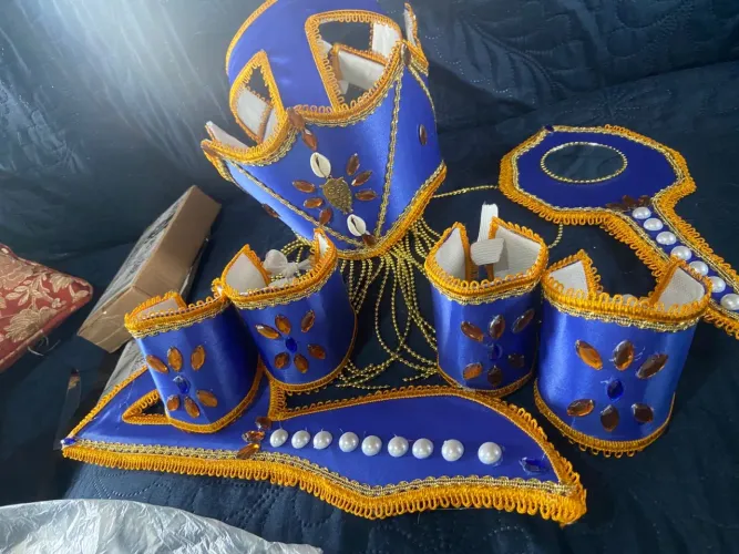 Vendo paramenta oxum completa nova