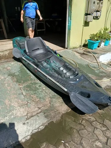 Caiaque Hunter fishing