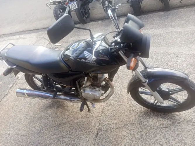 Titan 150 ks