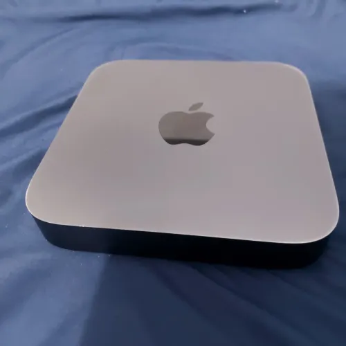 Mac mini Intel Core i3 3.6GHZ 8GB RAM 256SSD