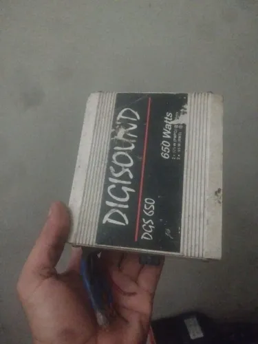 Amplificador de som / carro
