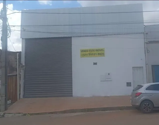 VENDO GALPÃO ADE SAMAMBAIA - BR 060