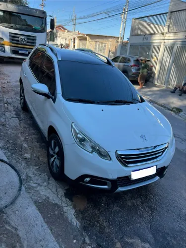Peugeot 2008 Griffe 1.6 Flex 16V 5P Aut. 2017