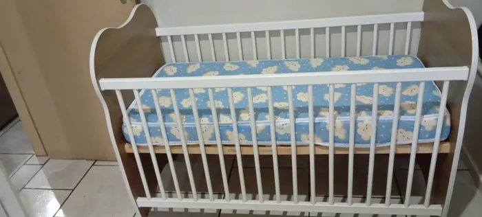 Berço nunca usado