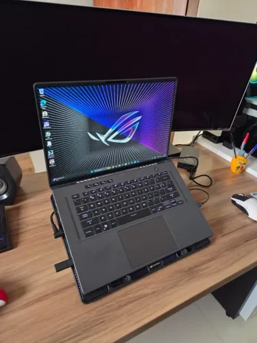 ROG ZEPHYRUS - G16 - CORE I7 13th - RTX 4070 - 1.5Tb - 24G