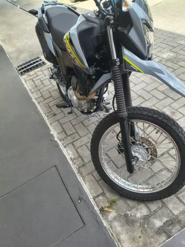 Moto toda nova