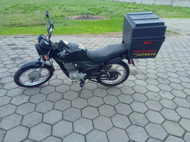 Moto Fan 125 CC top, só rodar não financiamento, não parcelo