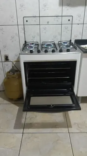 Fogão Eletrolux,5 bocas acendimento automático
