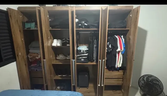 Guarda roupa
