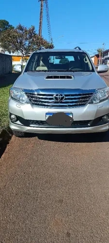 Toyota Hilux SW4 SRV D4-d 4X4 3.0 TDI Dies. AUT 2012