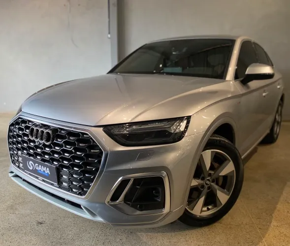 Audi Q5 Perf. Black 2.0 TFSIe S.tr. QT (hib.) 2024