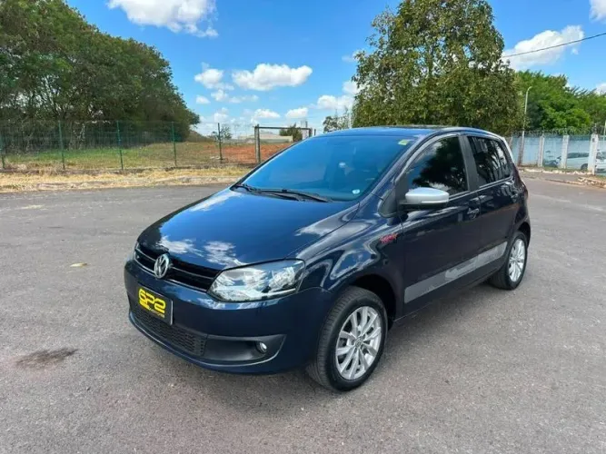 Volkswagen Fox Rock IN RIO 1.6 MI Total Flex 8V 5P 2014
