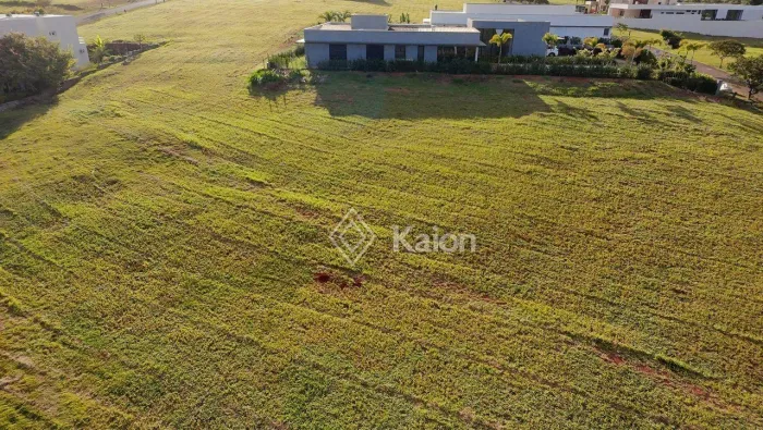 Terreno à venda no Condomínio Fazenda Alvorada em Porto Feliz/SP