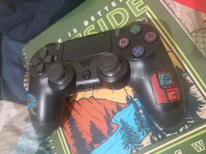 Vende-se controle de ps4 original!!