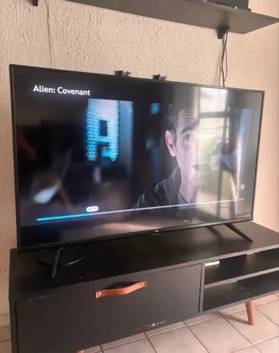 Tv 50 polegadas TLC