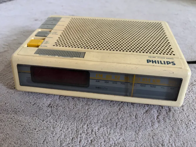 Rádio Relógio Antigo Philips DS 183