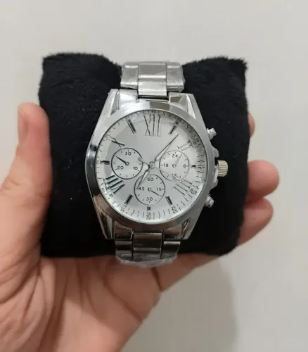 Relogio masculino prateado pulseira de malha caixa média ponteiros elegantes quartz