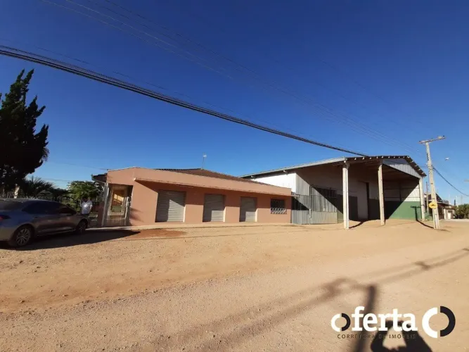 Terreno com Barracão e Casa