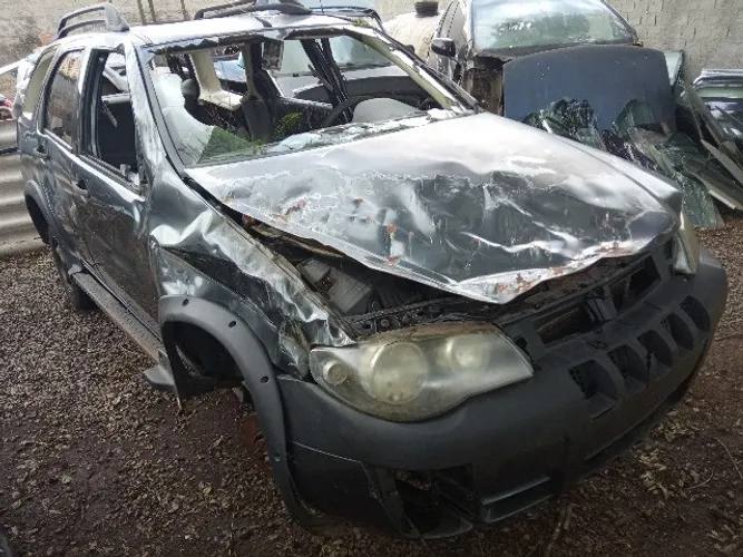 Sucata de Fiat Palio Weekend Adventure 1.8 Flex 2005 - para retirada de peças
