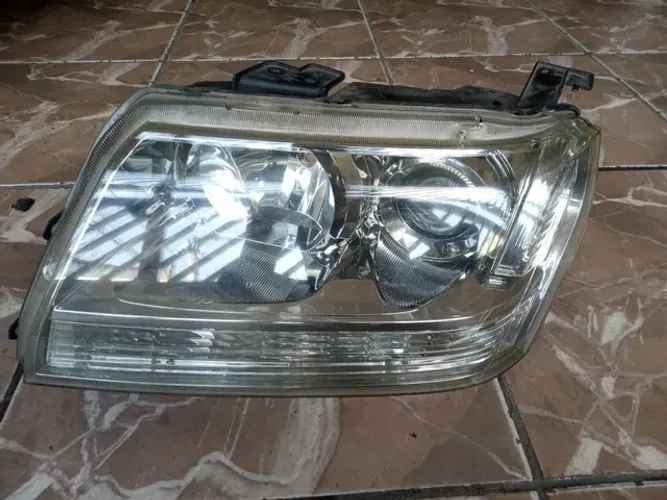 Farol Esquerdo Suzuki Grand Vitara 2009 A 2015 