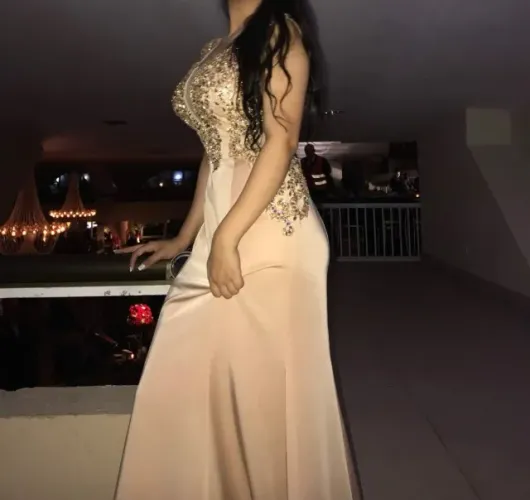 Vestido Longo Pedrarias Dourado Formatura Casamento Novo
