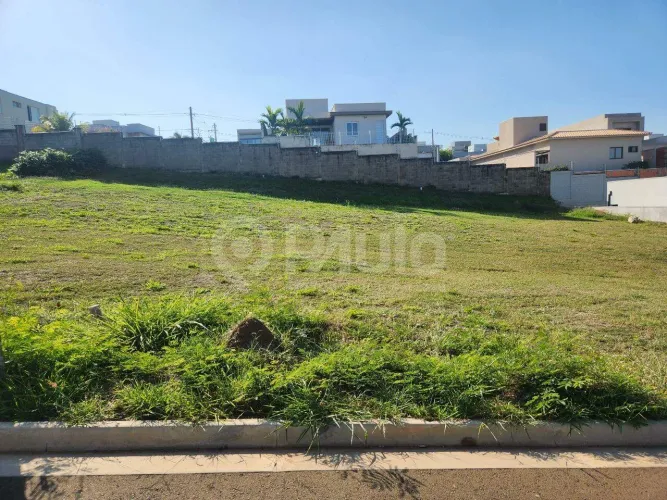 Terreno de condomínio pra vender em Piracicaba