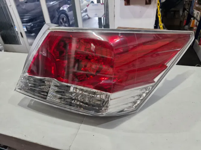 Lanterna traseira direita Honda Accord 2008/2012 Depo.