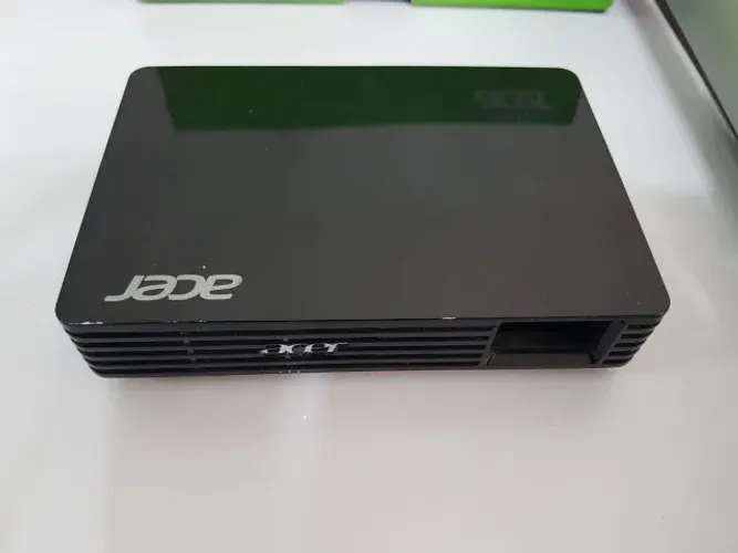 Mini Projetor Acer C120