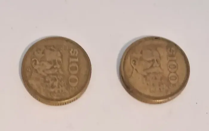 Moeda Antiga de 100 Pesos Mexicanos - 1984 E 1985
