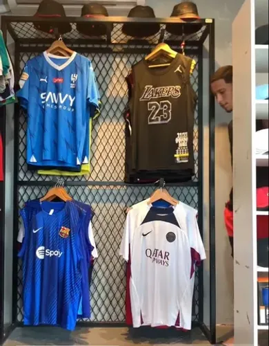 Arara para Loja de Roupa