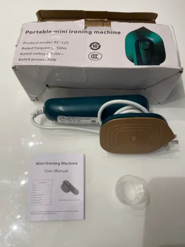  Ferro de Passar - Mini - para viagem - 220 volts