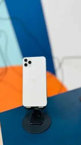 iPhone 11 Pro Max GB Branco Saúde de bateria 74% Semi Novo Top | Loja Fisica |