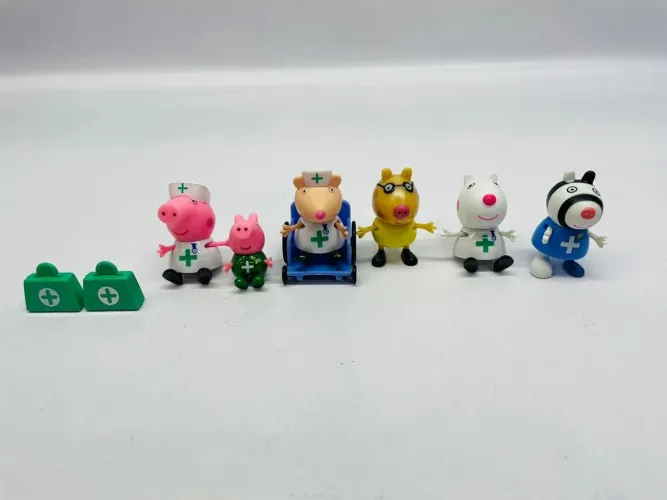 Amigos Médicos e enfermeiros da Peppa ping