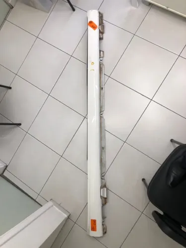 Spoiler lateral direito Mercedes C180 2017