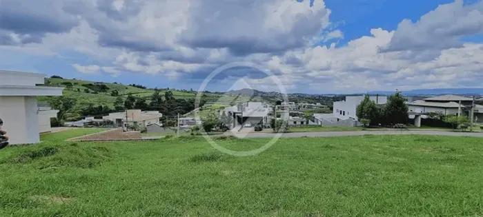 Terreno de 800m² à venda no Condomínio Campo de Toscana em Vinhedo, interior de São Paulo