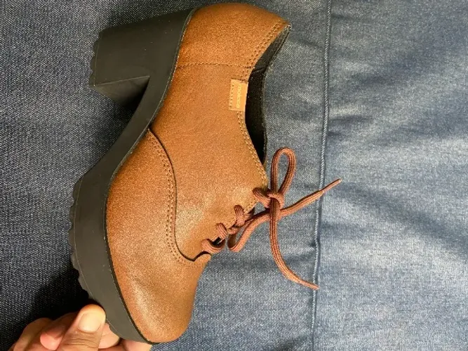 oxford moleca salto bloco tratorato caramelo