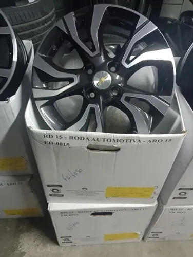 Rodas Aro 15 -Linha GM - furação 4x100