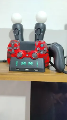 PS4 1TB Slim + Óculos PlayStation VR (Ótimo Estado de Conservação) + Jogos + 2 Controles