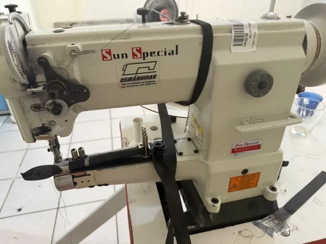 Máquina de Costura Industrial Sun Special 