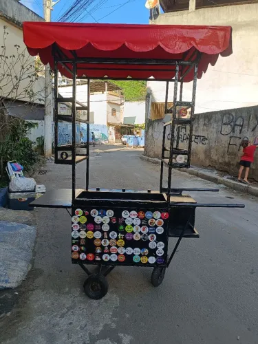 Carrinho de drinks e bebidas