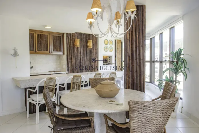 Cobertura pronta para morar em Caiobá | arquitetura, luz e mar
