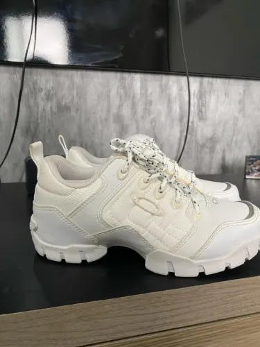 Tênis Oakley Branco