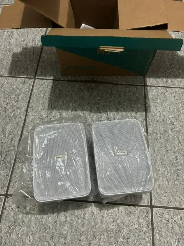 Caixa de Som Acustica Frahm Bivolt 4 100w Cor Branco 110V/220V