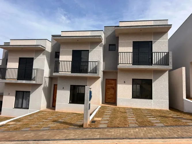 Lançamento - 51 CASAS  - MARSELHA VI em São Roque !