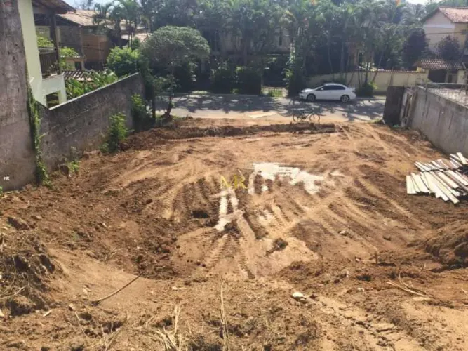 Terreno à Venda - Anil (Jacarepaguá) - 600 m² com Projeto Aprovado e Vista para as Montanh
